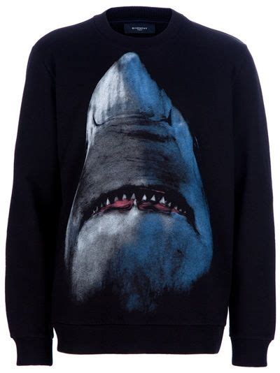 pull givenchy requin